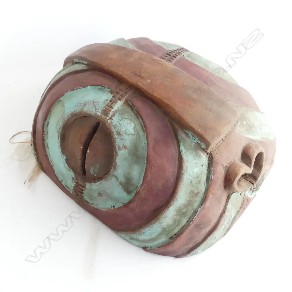 A vintage African tribal carved mask, Image 1++
